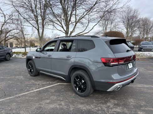 New 2026 Volkswagen Atlas Peak Edition AWD/4WD image 5