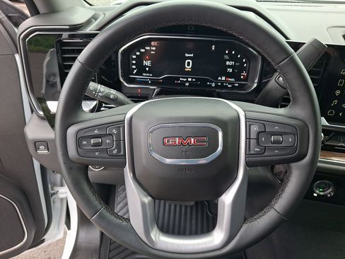 Certified 2024 GMC Sierra 1500 Elevation AWD/4WD image 19