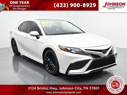 Used 2023 Toyota Camry XSE w/ Navigation Package FWD image 1