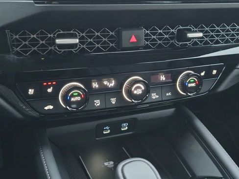 Certified 2025 Honda Accord Touring image 20