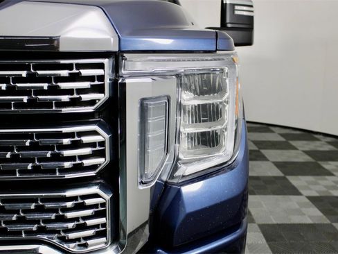 Used 2020 GMC Sierra 2500 Denali image 3