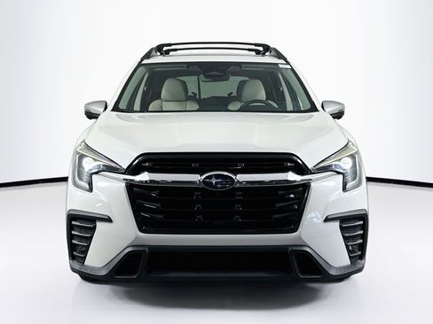 Used 2023 Subaru Ascent Limited w/ Technology Package AWD/4WD image 2