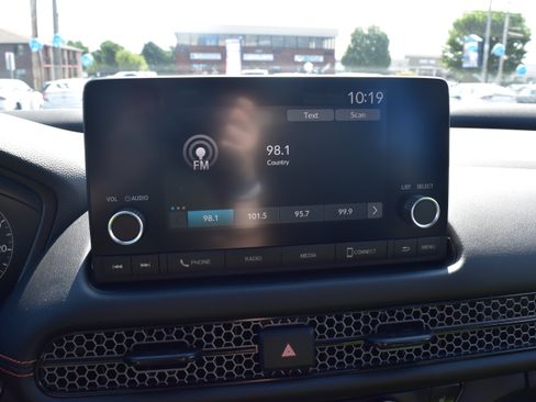 Certified 2024 Honda HR-V Sport image 19