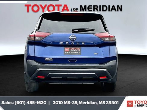 Used 2023 Nissan Rogue SL FWD image 4