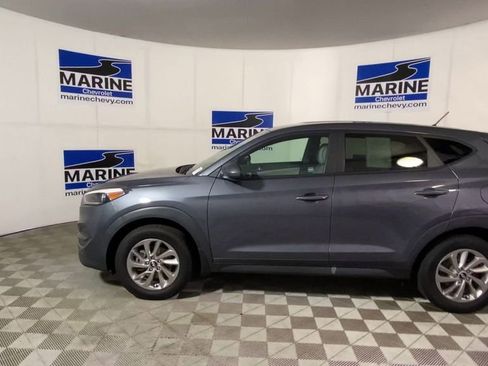 Used 2018 Hyundai Tucson SE AWD/4WD image 7