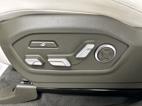 Used 2024 Hyundai Santa Fe Calligraphy image 10