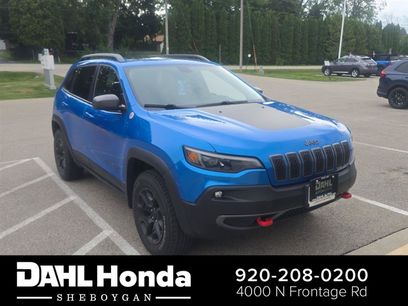 Used 2019 Jeep Cherokee Trailhawk w/ Comfort/Convenience Group