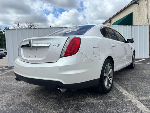 Used 2011 Lincoln MKS FWD image 6