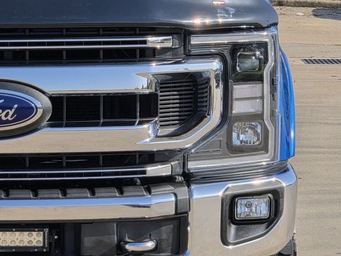 Used 2020 Ford F250 XLT w/ Tremor Off-Road Package AWD/4WD image 4