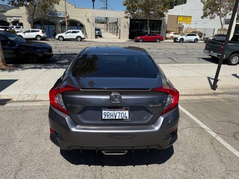 Used 2020 Honda Civic Sport image 12