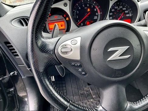 Used 2014 Nissan 370Z Touring w/ Sport Package RWD image 15