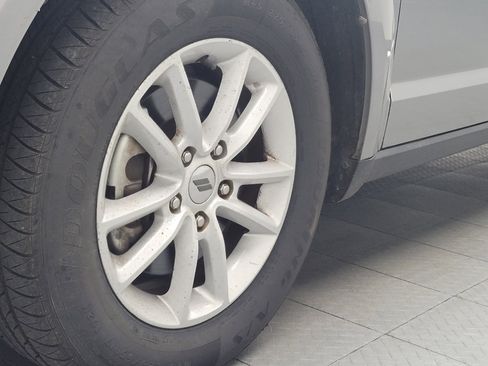 Used 2019 Dodge Journey SE w/ Premium Group FWD image 31