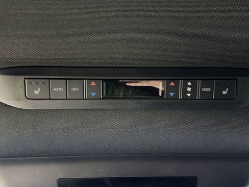 New 2026 Toyota Sienna Platinum AWD/4WD image 21