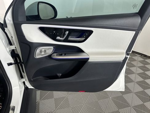 Certified 2023 Mercedes-Benz GLC 300 image 15