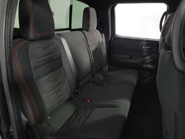Used 2023 Nissan Frontier Pro-X w/ Pro Convenience Package RWD image 17