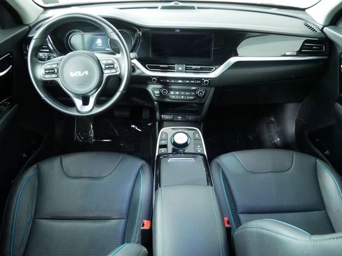 Used 2022 Kia Niro EX Premium FWD image 19