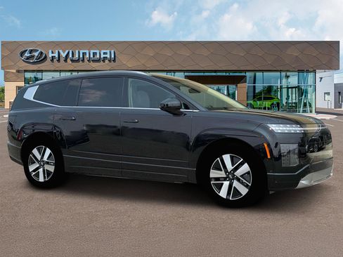 New 2026 Hyundai Ioniq 9 SEL image 10