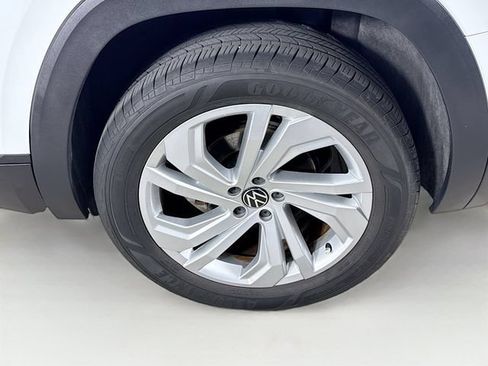 Used 2023 Volkswagen Atlas SE FWD image 34