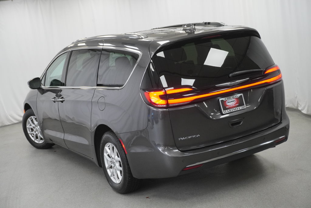 Certified 2021 Chrysler Pacifica Touring-L FWD image 22