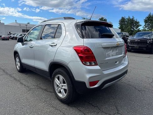 Used 2019 Chevrolet Trax LT w/ LT Convenience Package AWD/4WD image 5