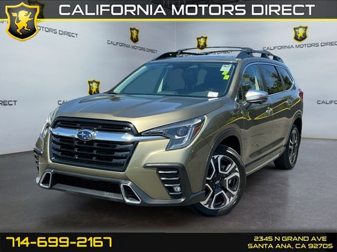 Used 2023 Subaru Ascent Touring AWD/4WD image 1
