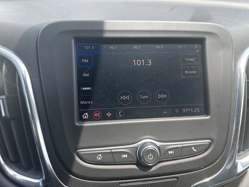 Used 2020 Chevrolet Equinox LT FWD image 10