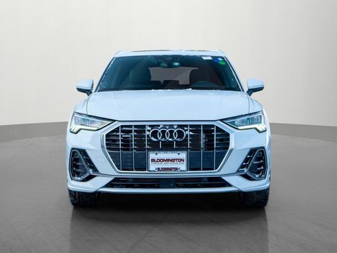 Used 2022 Audi Q3 2.0T Premium Plus image 2