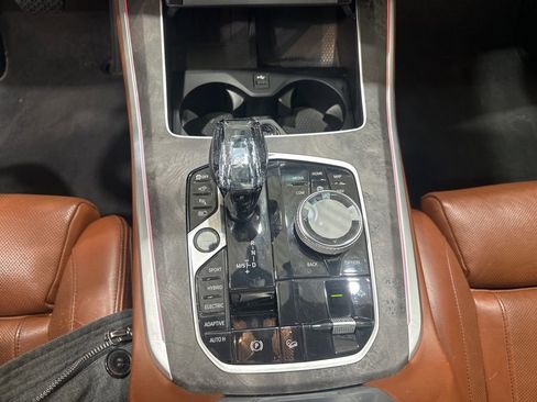 Used 2022 BMW X5 xDrive45e image 25