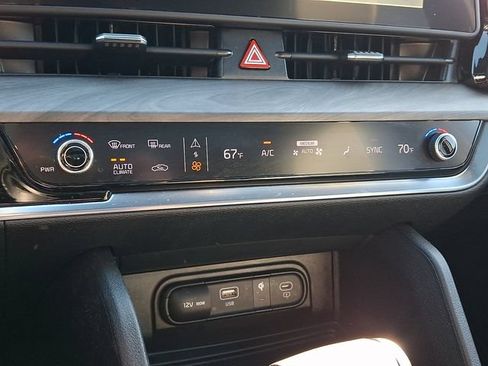 Used 2023 Kia Sportage X-Line w/ X-Line Premium Package AWD/4WD image 16