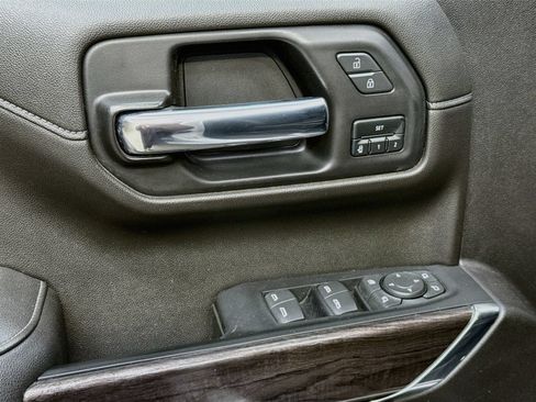 Used 2022 Chevrolet Silverado 1500 LTZ AWD/4WD image 21
