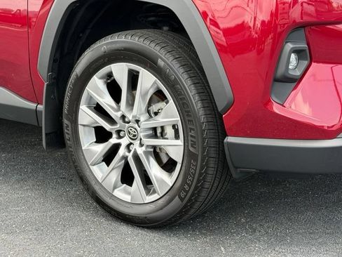 Used 2025 Toyota RAV4 Limited w/ Advanced Technology Package AWD/4WD image 18