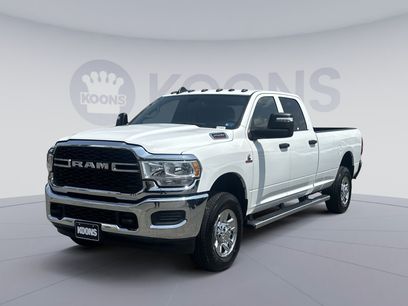 Used 2024 RAM 2500 Tradesman w/ Chrome Appearance Group