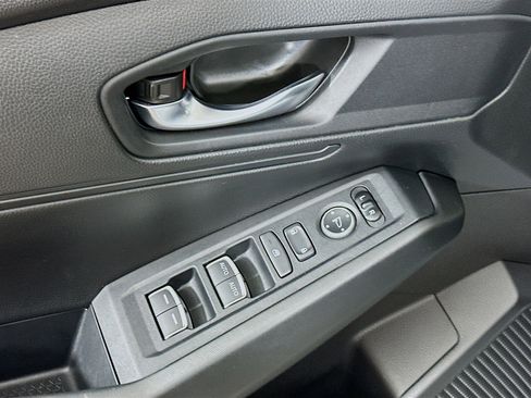 Used 2025 Honda Accord LX image 15