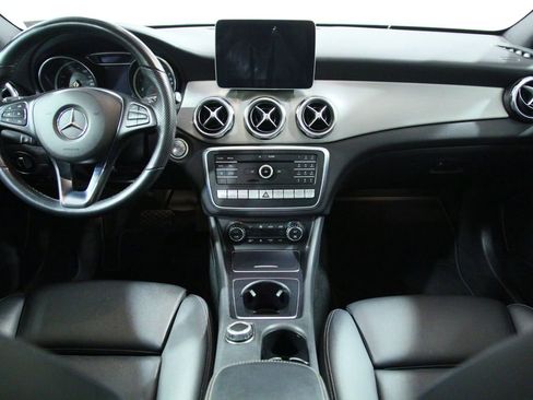 Certified 2019 Mercedes-Benz GLA 250 4MATIC image 18