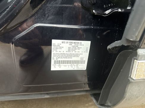 Used 2019 Lincoln Nautilus Reserve w/ Ultimate Package image 54