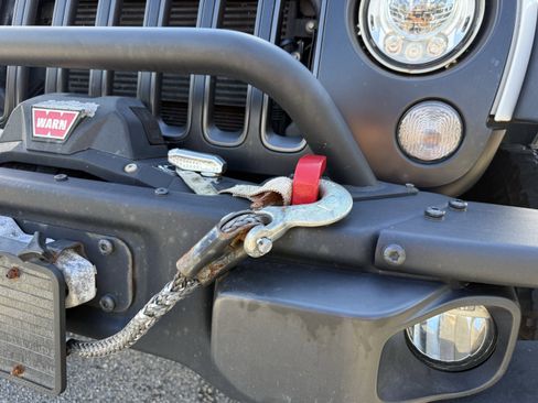 Used 2018 Jeep Wrangler Unlimited Rubicon image 17