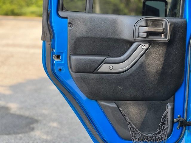 Used 2016 Jeep Wrangler Unlimited Sport w/ Quick Order Package 24S AWD/4WD image 13
