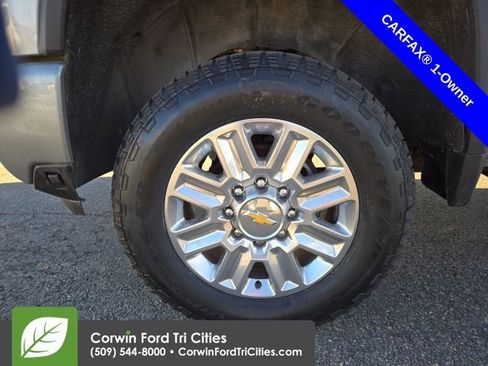 Used 2025 Chevrolet Silverado 3500 High Country w/ Technology Package image 6