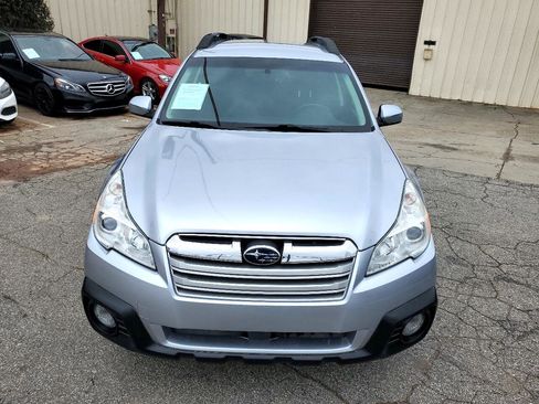 Used 2013 Subaru Outback 2.5i Premium w/ Popular Pkg 1B image 9