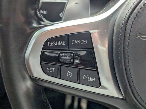 Used 2020 BMW 330i Sedan w/ M Sport Package image 21