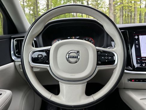 Used 2020 Volvo V60 T5 Cross Country AWD/4WD image 32