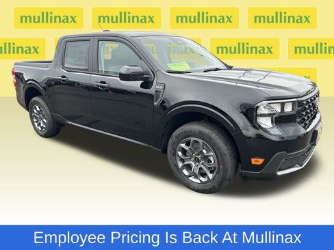 New 2025 Ford Maverick XLT w/ XLT Luxury Package AWD/4WD image 1