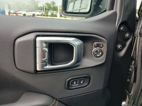 New 2026 Jeep Gladiator Sport AWD/4WD image 27
