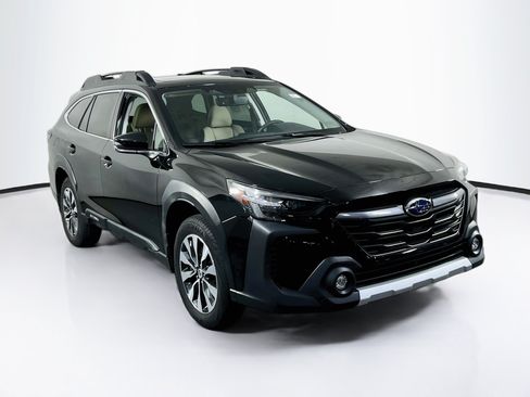 Used 2023 Subaru Outback Limited AWD/4WD image 3