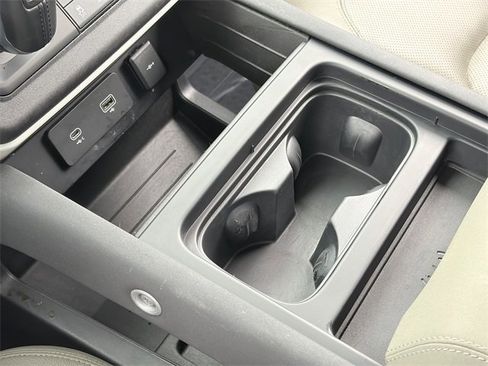 Used 2023 Land Rover Defender 110 S image 18