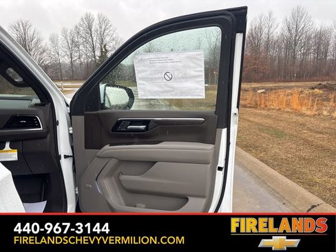 New 2026 Chevrolet Suburban Z71 w/ Comfort Package image 36