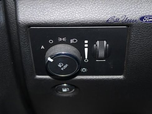 Used 2018 Jeep Grand Cherokee Altitude image 21