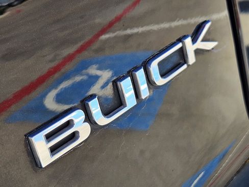 Used 2025 Buick Enclave Preferred FWD image 17