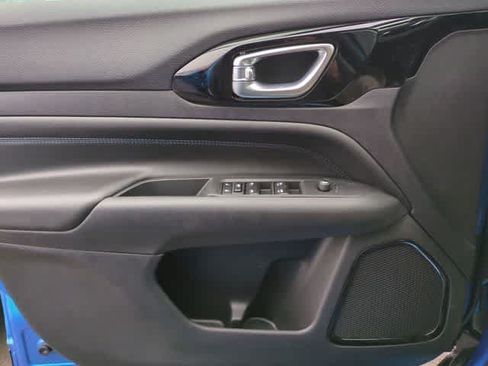 New 2026 Jeep Compass Latitude AWD/4WD image 31