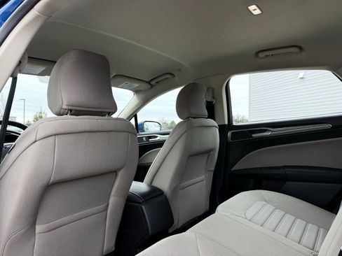 Used 2018 Ford Fusion S image 19